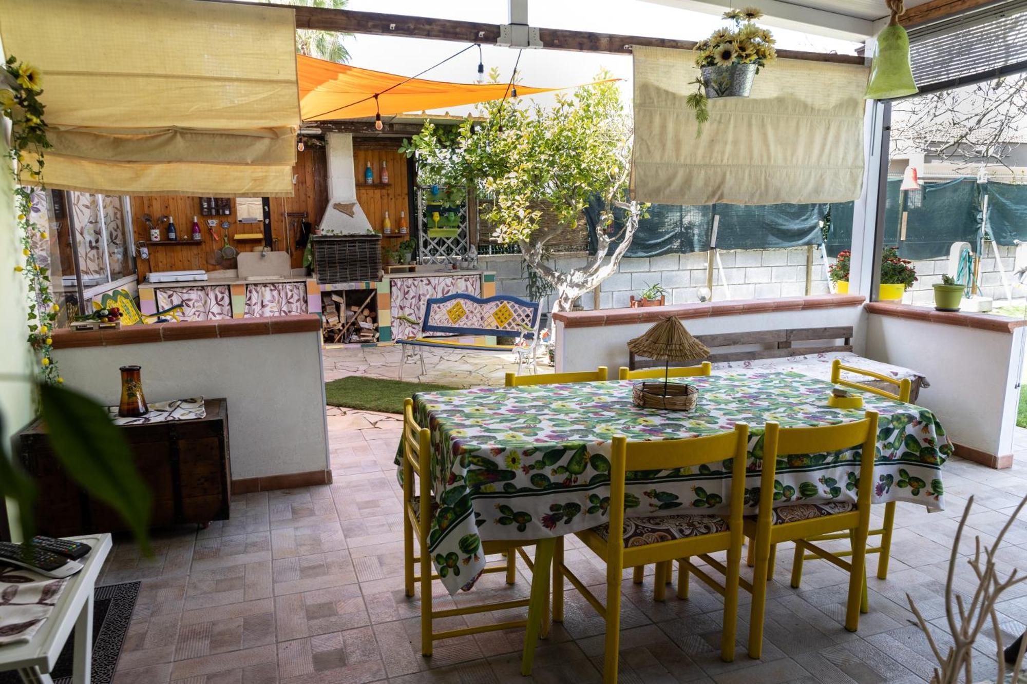 Filuvespri Hotel Комизо Екстериор снимка